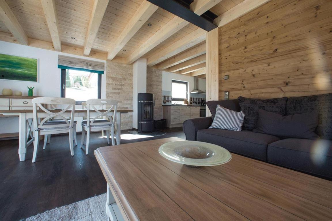 Châlets De La Liberté Hébergement de vacances *
